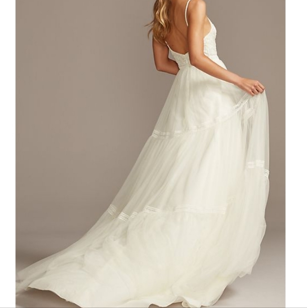 Wedding dress